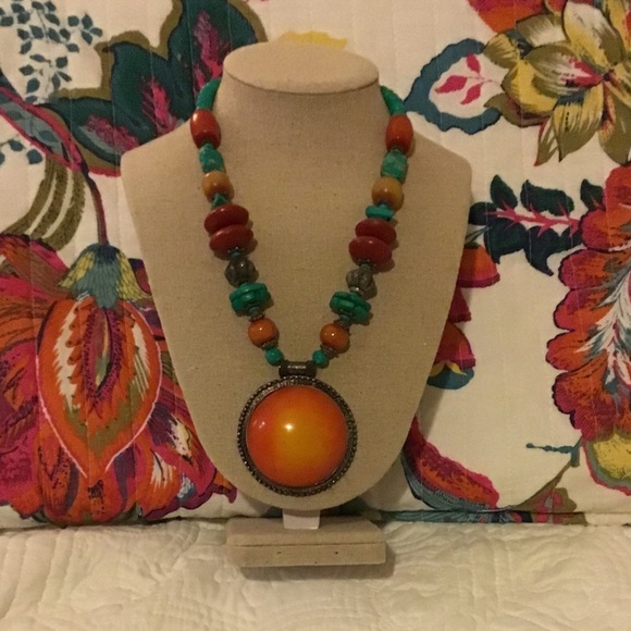 Necklace - Picture 3 of 4